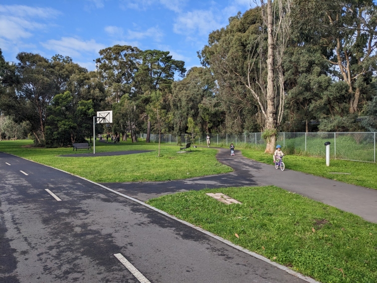 Kids on shared path in Tooronga Park